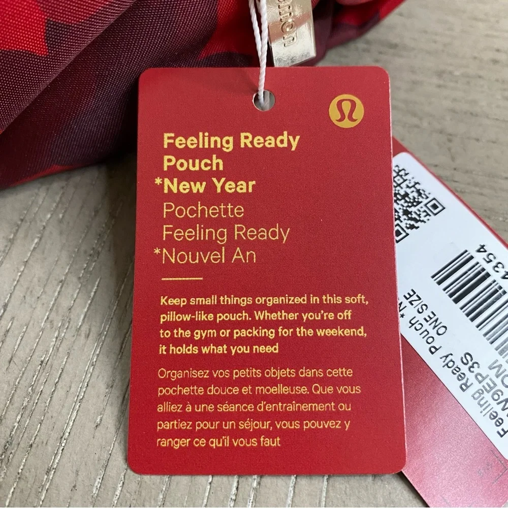 SOLD! Lululemon Athletica New Year Feeling Ready Mini Zip Pouch Red Camouflage - Picture 15 of 16